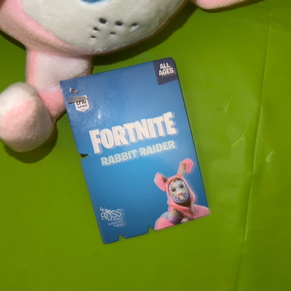 Fortnite Rabbit Raider Plush Head - Picture 2 of 3